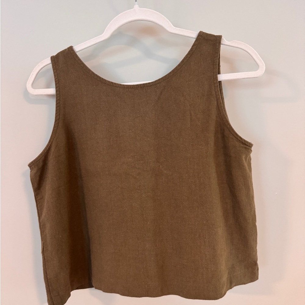 Linen blend Minimalist Button-Back Tank Top – Olive Green – Size M